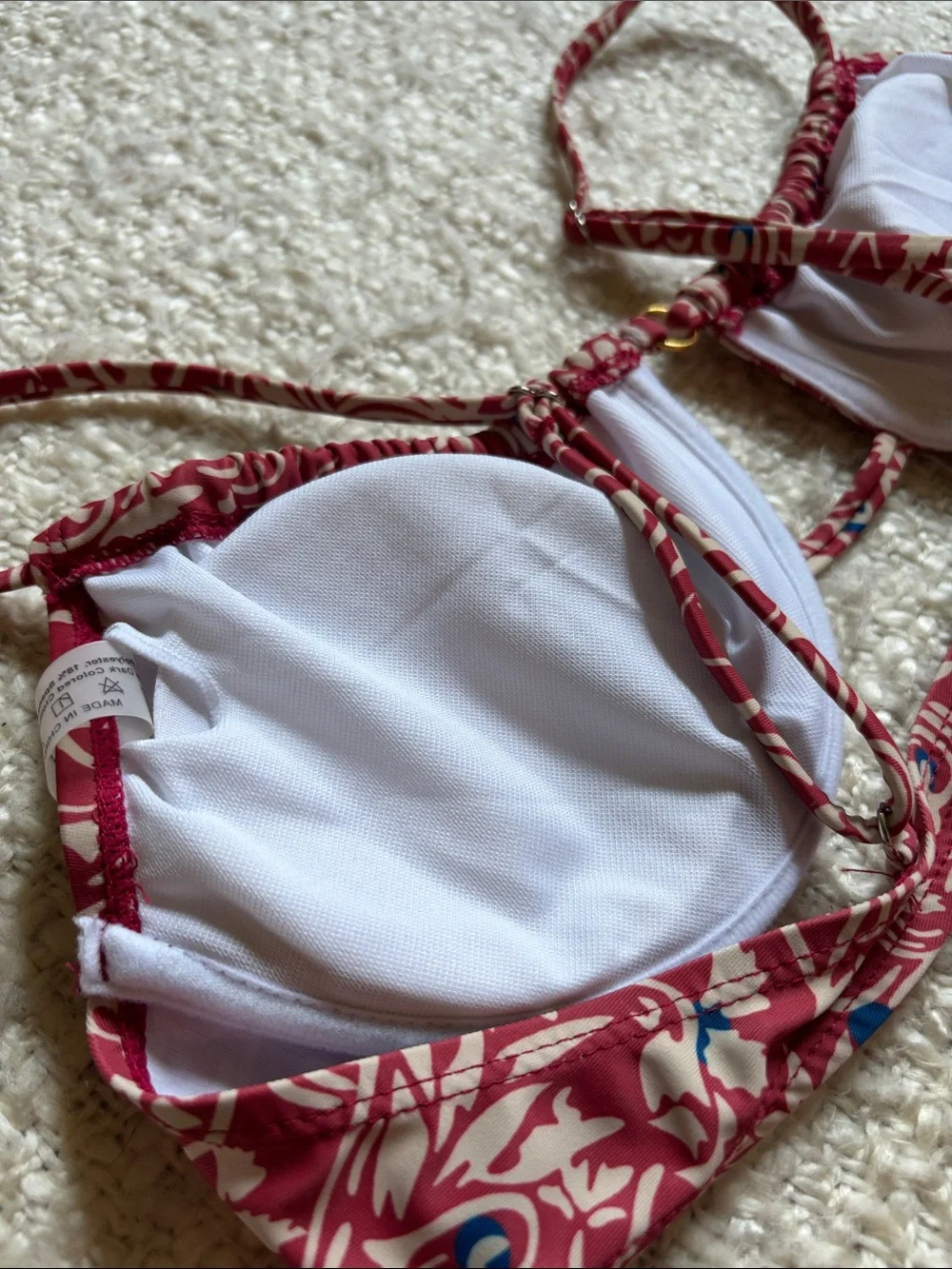 🥀 SHEIN WOMENS SIZE MEDIUM RED FLORAL BALCONETTE TOP BIKINI